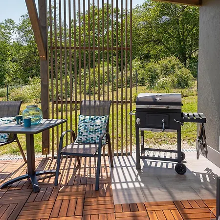 Gejzir Vendeghaz 아파트